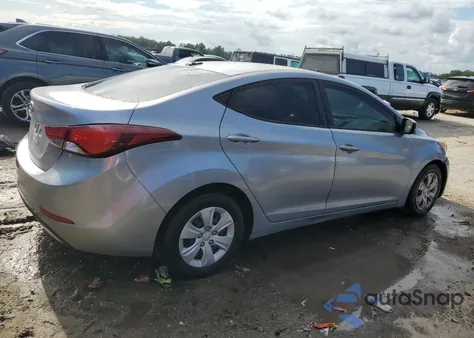2016 Hyundai Elantra Se z USA, uszkodzony, nr VIN 5NPDH4AE8GH728996